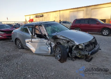 2011 Honda Accord 3.5 Ex-L z USA, uszkodzony, nr VIN 1HGCP3F80BA011280